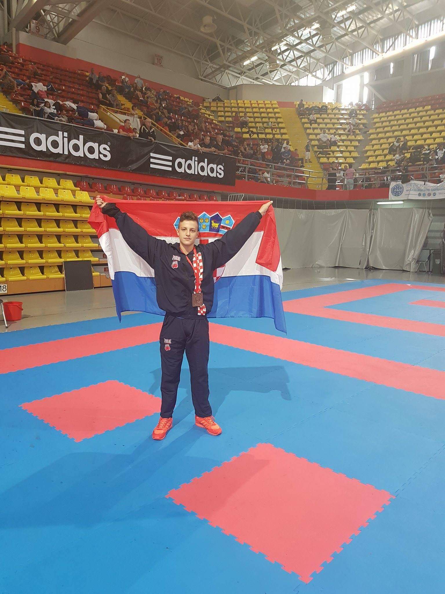 received 10215001148651999