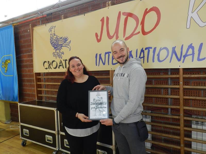 46049049 2282945211737041 3552106007272357888 n