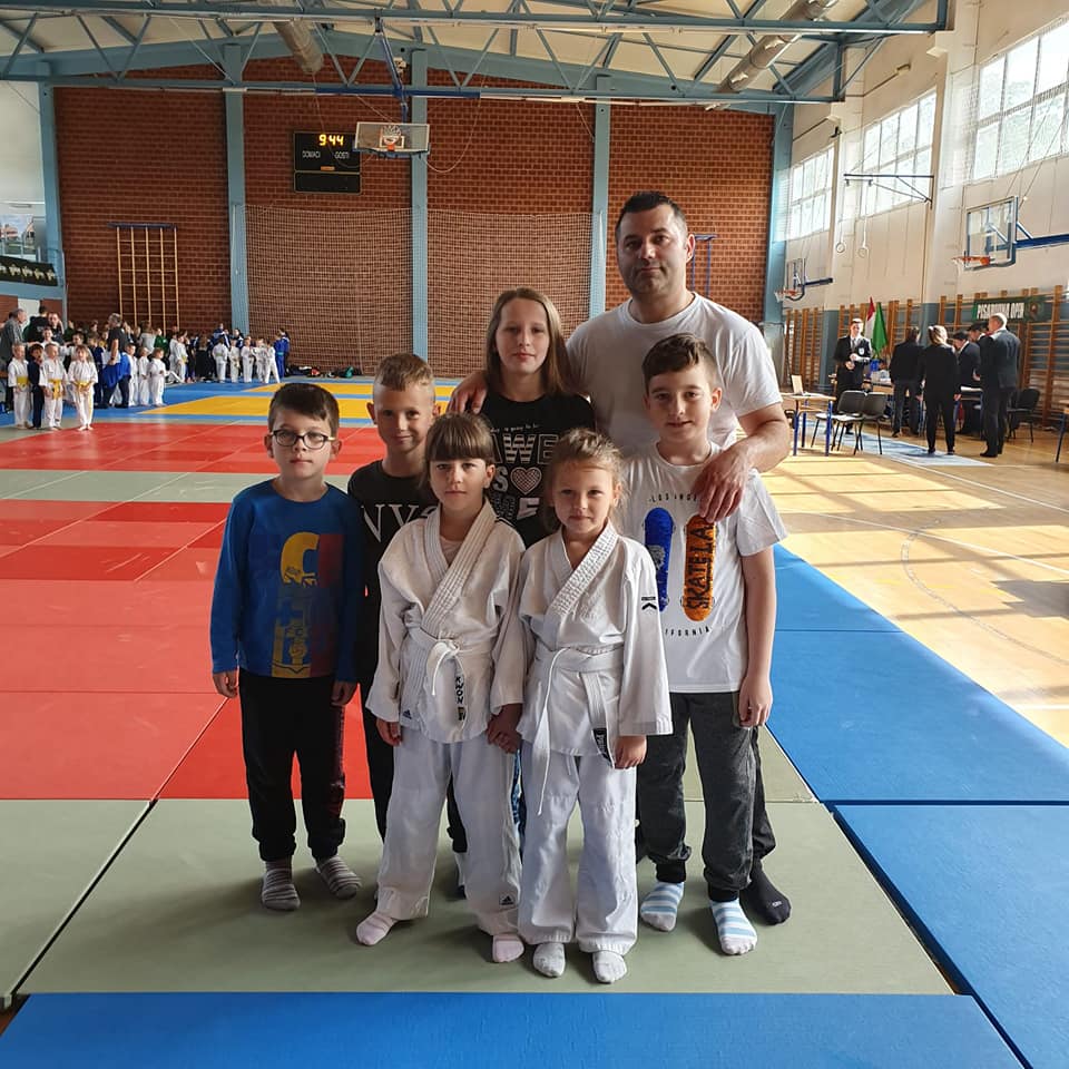 58444715 1345414965598591 1986618967938039808 n