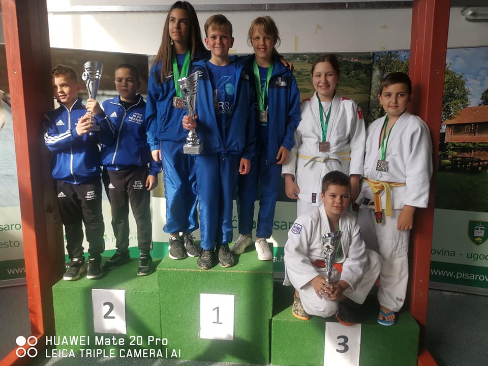 58444793 1345416425598445 2270926540004917248 n